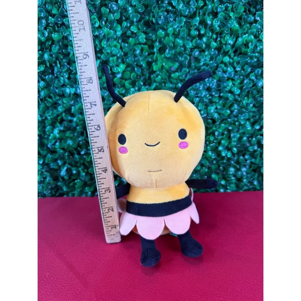Makeship Wawawiwa Bee Plush Limited Edition Andrés J Colmenares Rare